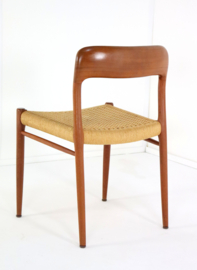 Set van 6 Niels O Möller model 75 stoelen