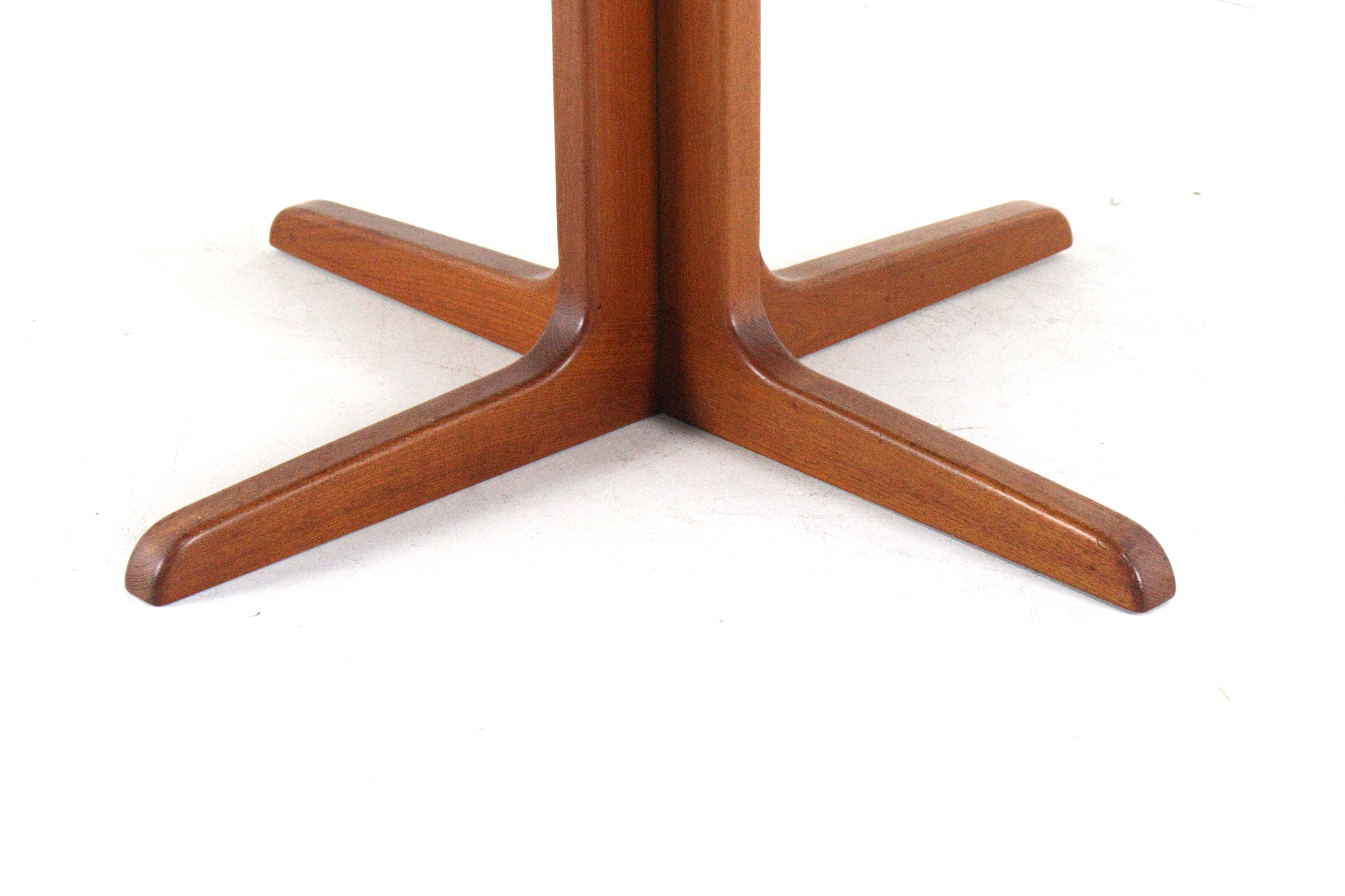 Niels Bach ronde eettafel 'Jersie'