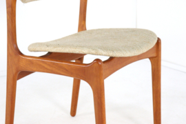 Set van 4 Erik Buch eetkamerstoelen 'Kongens'