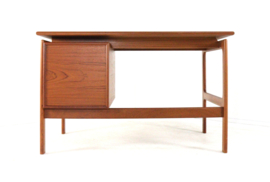 Gasvig / GV Møbler lady's desk