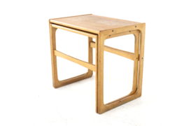 Set of 2 eiken nesting tables