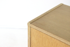 Eiken compact sideboard 'Finne'