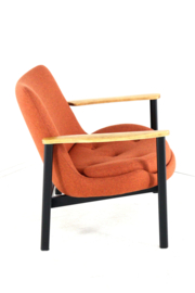IB Kofod Larsen voor Fröscher Sitform fauteuil