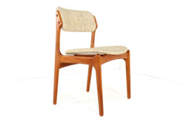 Set van 4 Erik Buch eetkamerstoelen 'Kongens'