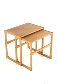 Set of 2 eiken nesting tables