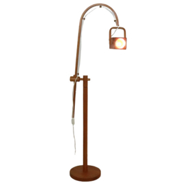 Houten vloerlamp 'Kraloo'