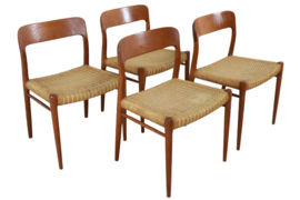 Set van 4 eetkamerstoelen Niels Otto Møller Model 75 -"Holsterbro"