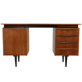 Pastoe bureau 'Beerenplaat'