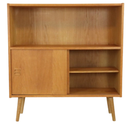 Kast 'Dyrvig'