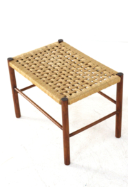 Voetenbankje 'Herborg'