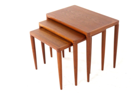 Henry W. Klein voor Bramin nesting tables