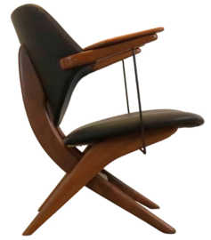 Louis van Teeffelen Wébé pelican chair 'Tilburg'