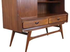 Wébé Louis van Teeffelen highboard 'Rossum'