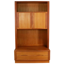 Hoge kast Dyrlund 'Smidstrup'