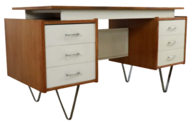 Pastoe bureau van Cees Braakman "Hessum"