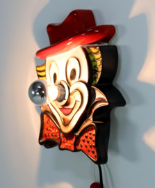 Unieke keramieken clowns wandlamp