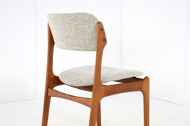 Set van 8 Erik Buch eetkamerstoelen 'Bur'