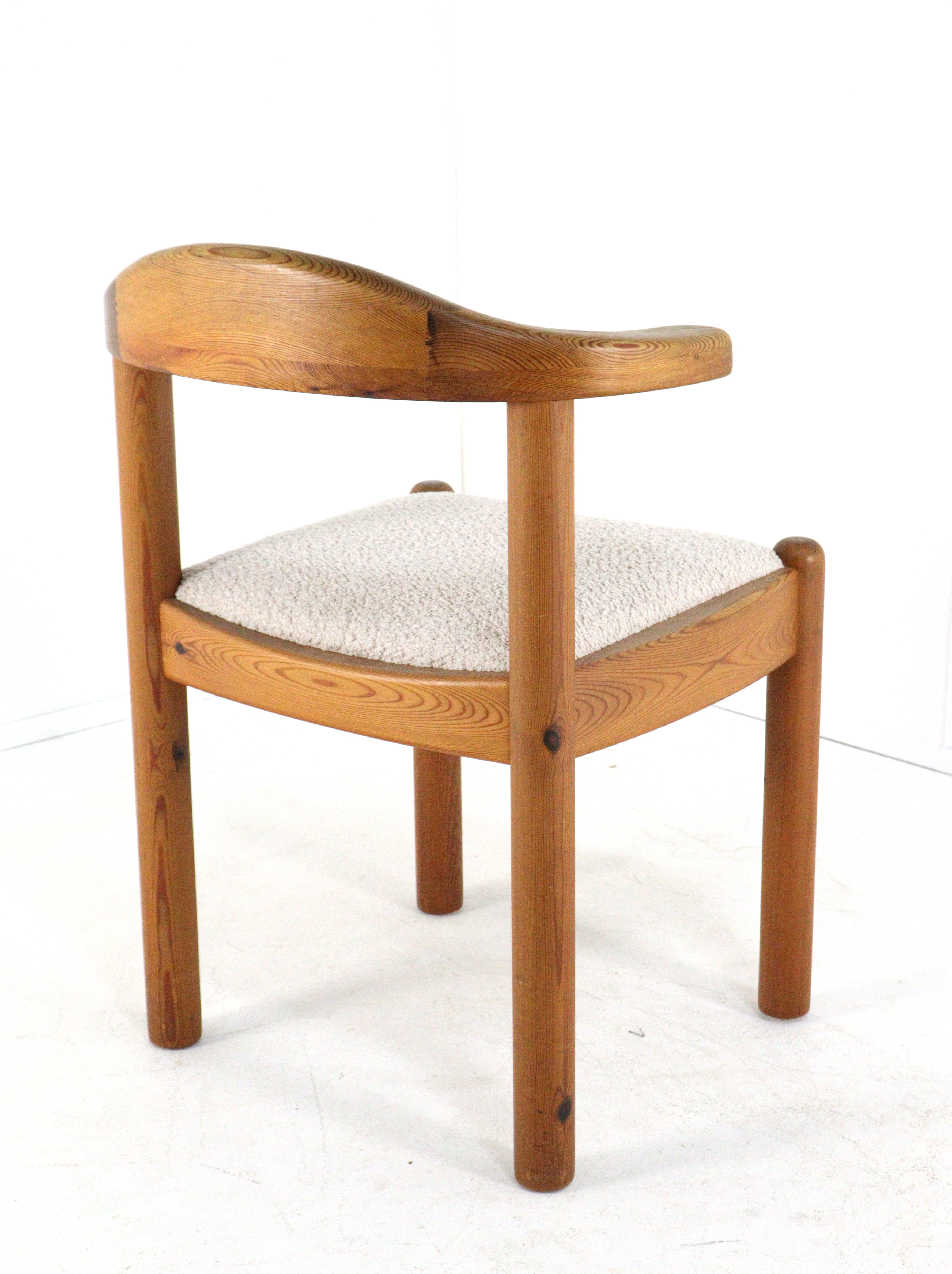 Set van 4 Vamdrup eetkamerstoelen 'Boestofte'