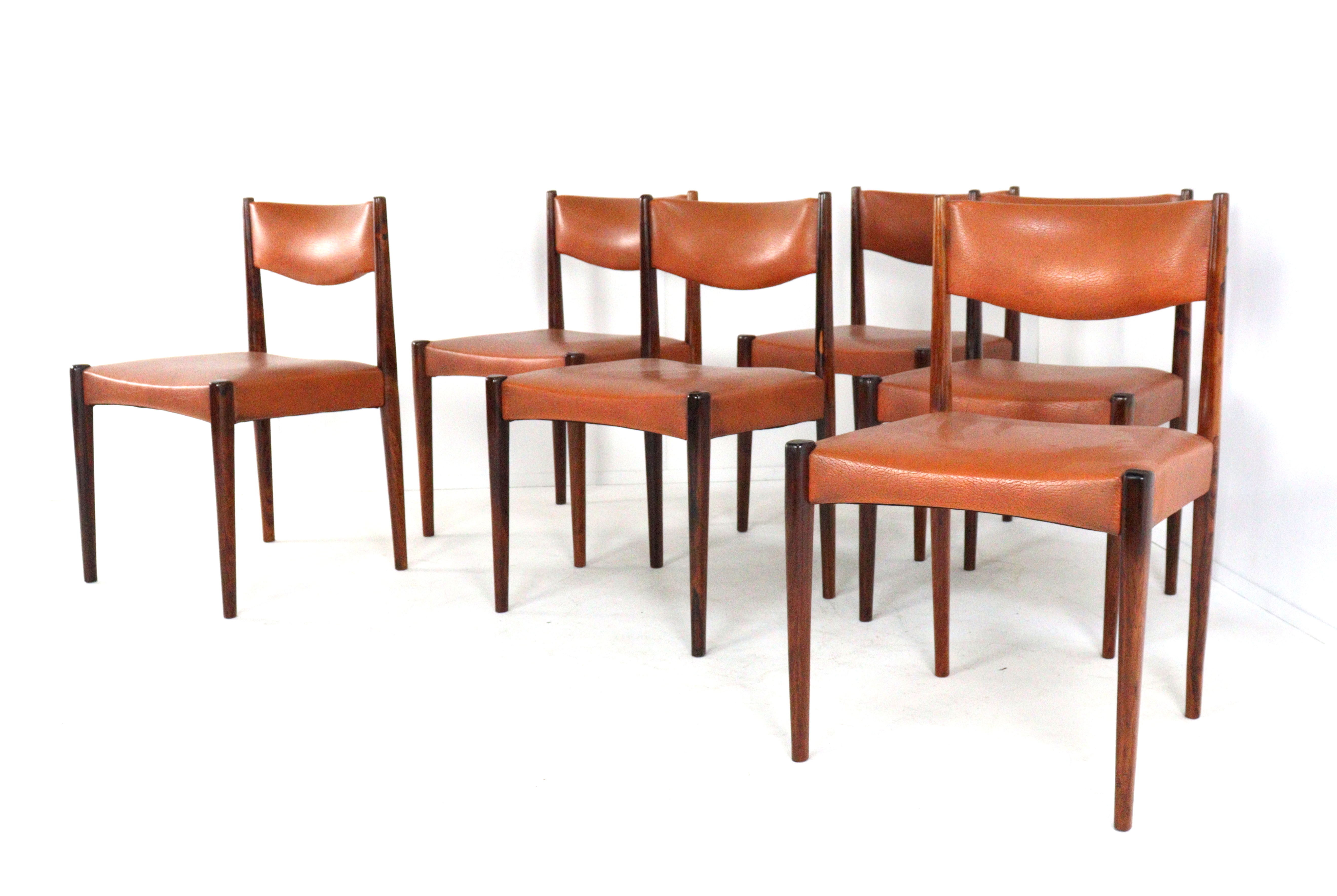 Set van 6 palissander eetkamerstoelen 'Cellemuiden'