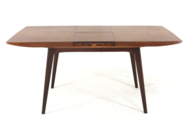 Louis van Teeffelen voor Wébé eettafel 'Milaan'