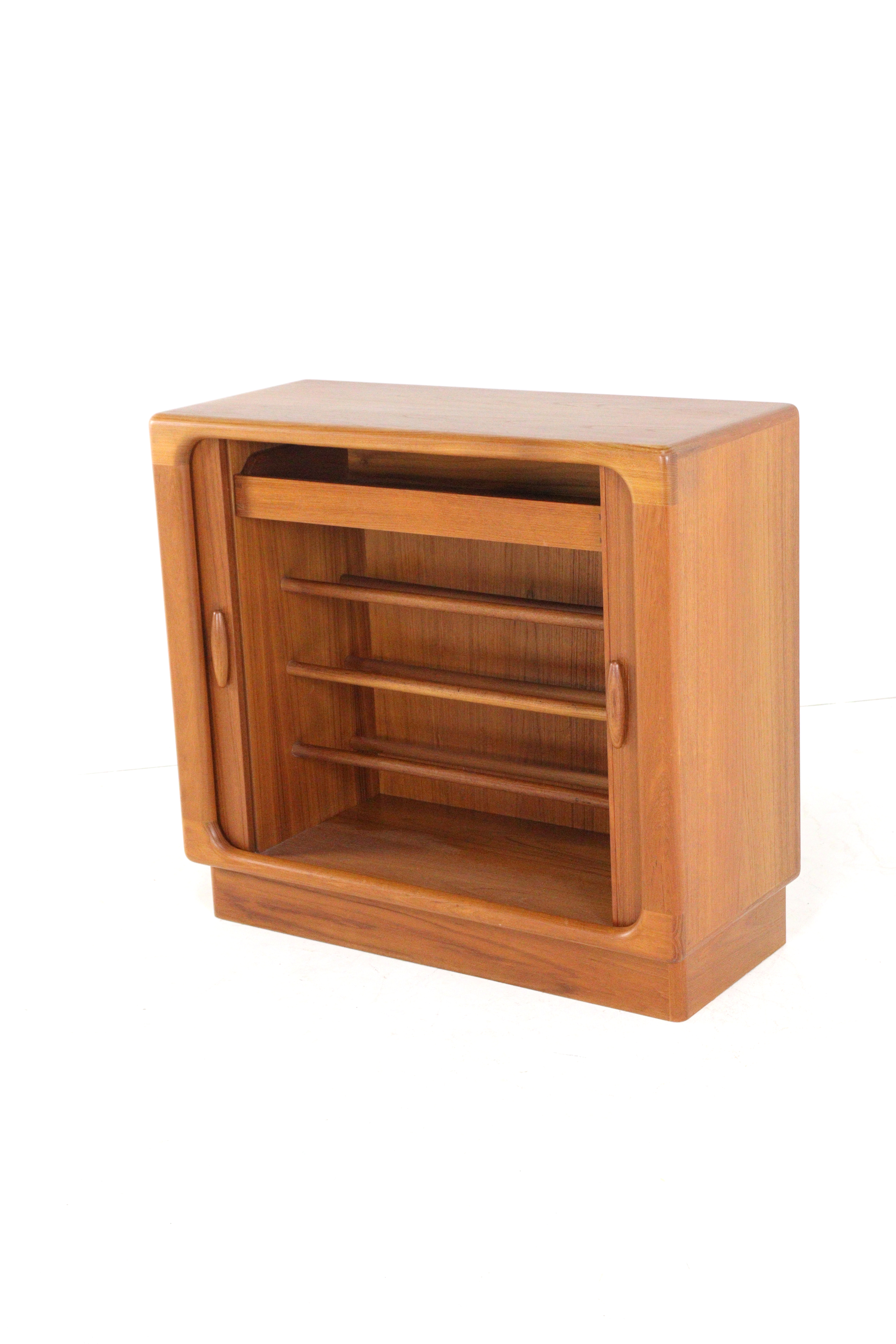 Dyrlund schoenenkast 'Aggebo'