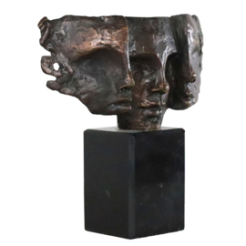 Bernadette Leijdekkers - Bronzen beeld "nieuwe visie"