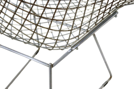 Diamond chair van Harry Bertoia voor Knoll