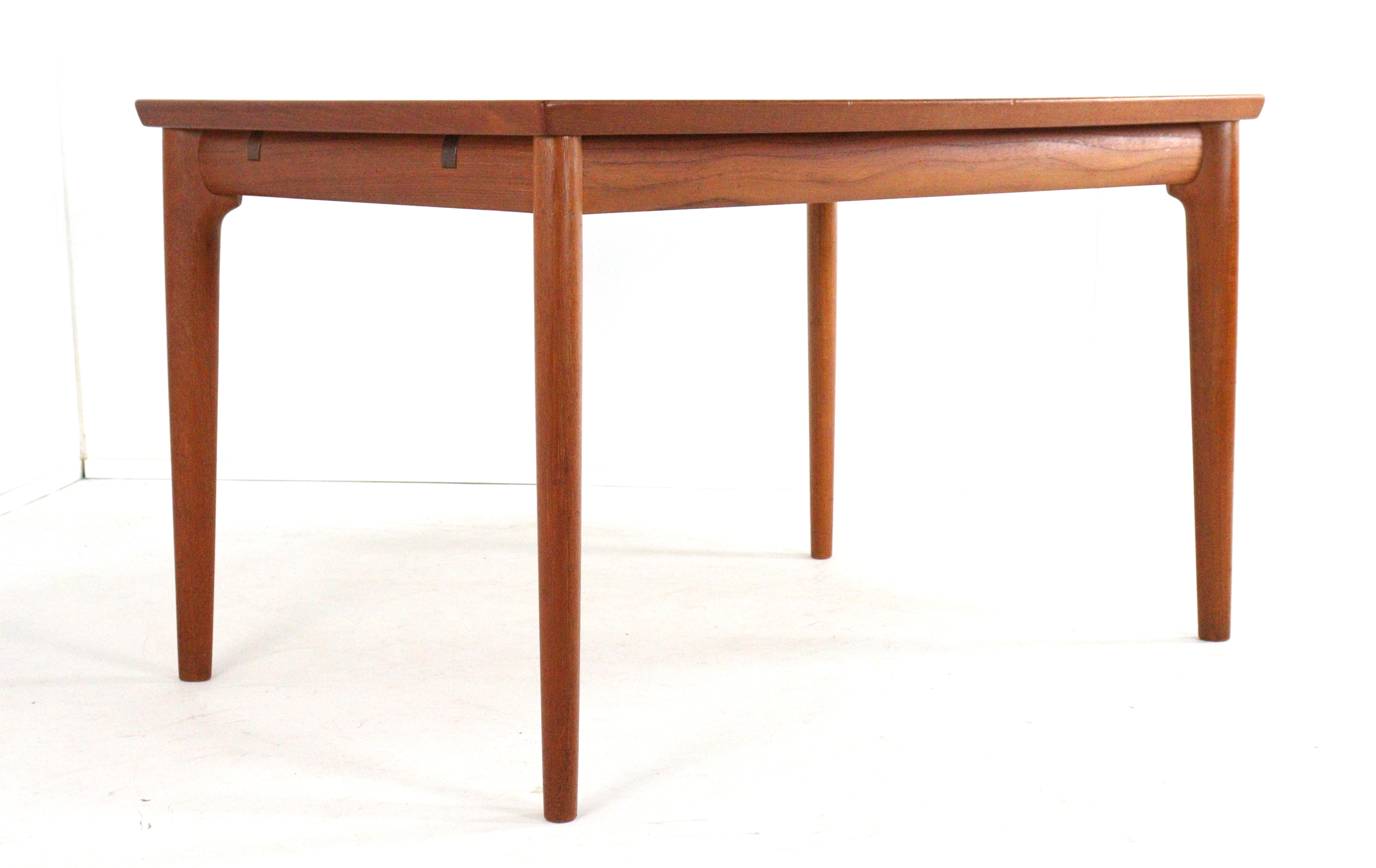 Grete Jalk for Glostrup verlengbare eetkamertafel