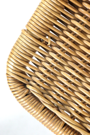 Dirk van Sliedregt voor gebroeders Jonkers voetenbankje