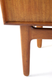 Sideboard Svend Aage Madsen voor K. Knudsen & Søn