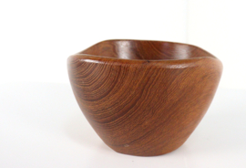 Teak schaal