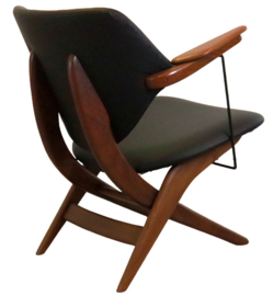 Louis van Teeffelen Wébé pelican chair 'Tilburg'