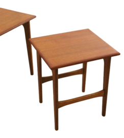 Nesting tables 'Wilp'