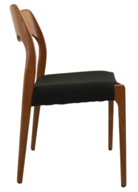 Set van 4 eetkamerstoelen Niels O Möller model 71
