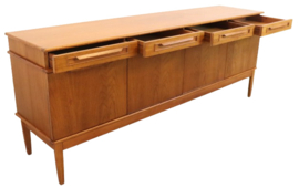 McIntosh sideboard 'Wrentham' | 203 cm