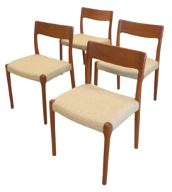 Set van 4 Deense eetkamerstoelen 'Borup'