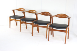 Set van 4 Erik Kirkegaard voor Høng Stolefabrik stoelen model 49