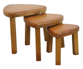 Nesting tables 'Manderveen'