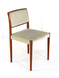 Set van 4 Niels O Möller model 80 stoelen