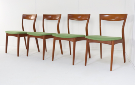 Set van 4 R. Borregaard voor Viborg eetkamerstoelen