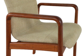Dyrlund fauteuil 'Stukbaer'