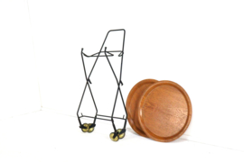 Trolley met losse ronde dienbladen in de stijl van Jie Giantofte
