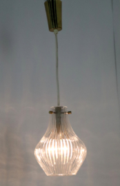 Glazen hanglamp met messing details