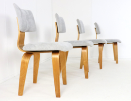 Set van 4 Pastoe SB03 stoelen 'Ewijk'