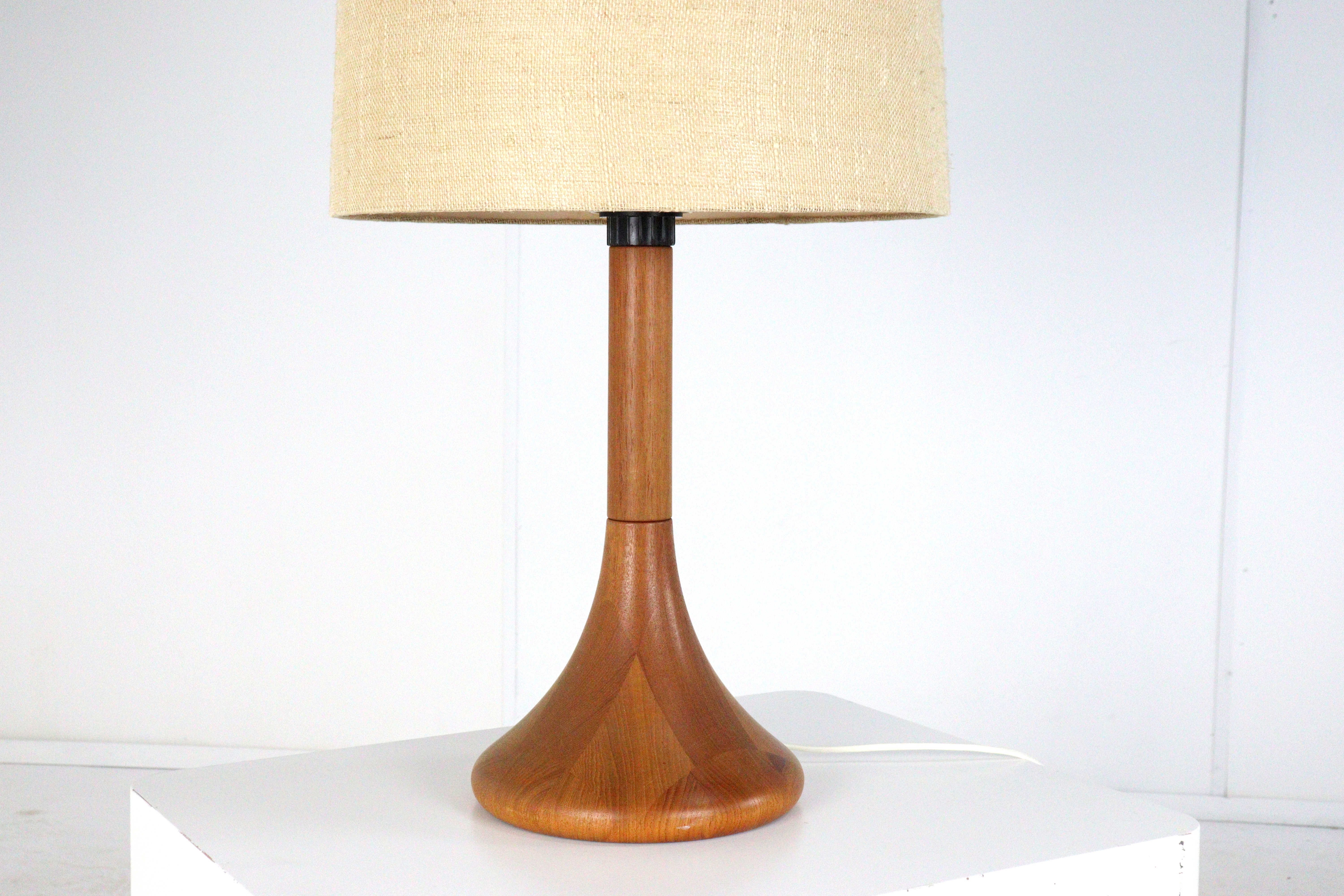 Dyrlund houten tafellamp XL