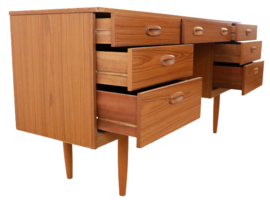 Schreiber bureau 'Birkenhead'