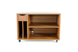 Deense trolley / platenkastje 'Tasinge'