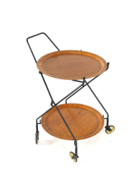 Trolley met losse ronde dienbladen in de stijl van Jie Giantofte