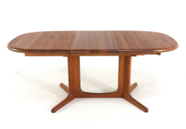 Glostrup ovalen 2x verlengbare eettafel 'Lindknud'