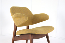 Louis van Teeffelen voor Wébé pinguin fauteuil